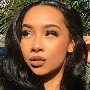 Anaya Roderick, 32 (Star di YouTube)