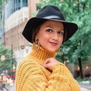 Anca Tantos, 37 (博主)