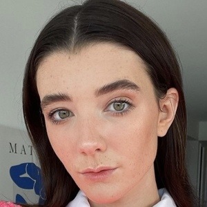 Andie andoej image 8