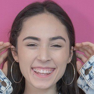 Andra Gogan, 27 (TV Actress)