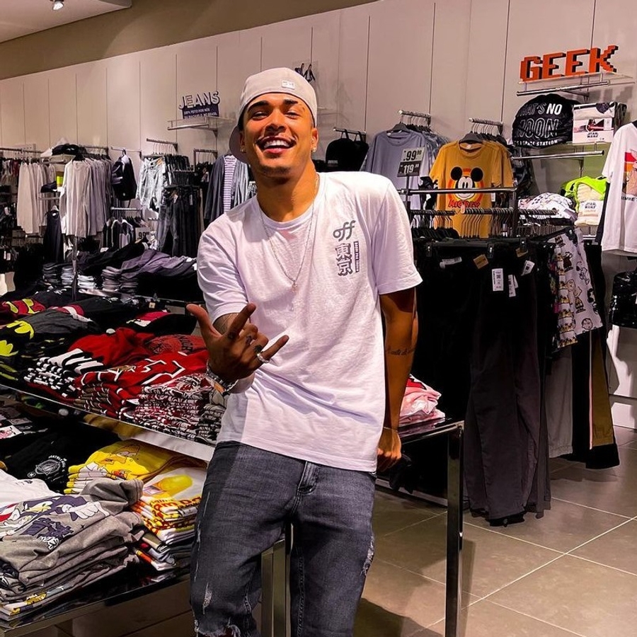 André Pereira, 29 (TikTok Star)