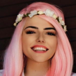 Andrea Fabric, 31 (YouTube明星)