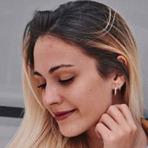 Andrea Mirela, 32 (YouTube明星)