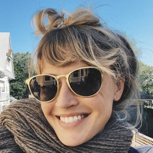 Andrea Mowry, 42 (Instagram Star)