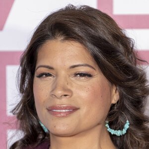 Andrea Navedo image 5