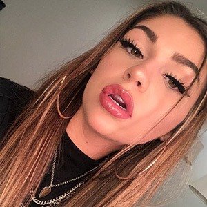 Andrea Russett, 30 (YouTube明星)