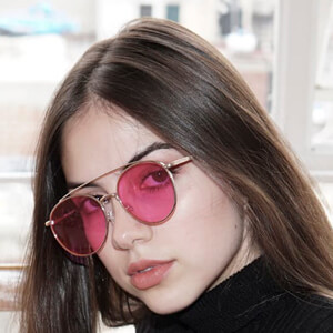 Andrea Tova, 26 (Modell)