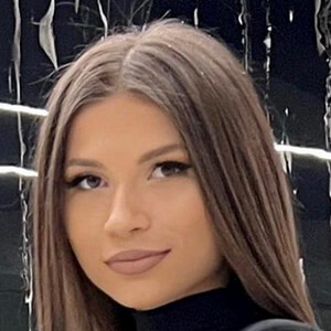 Andreea Gorgan image 7