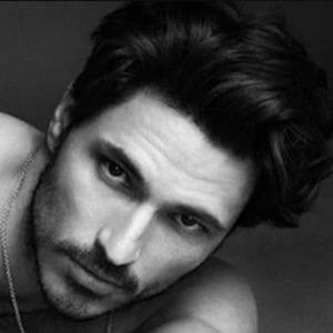 Andrés Velencoso image 1