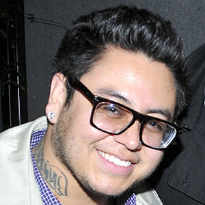 Andrew Garcia, 40 (Chanteuse pop)