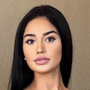 Andrielli Costa, 27 (Star d'Instagram)