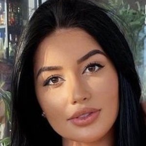 Andrielli Costa, 27 (Instagram Star)