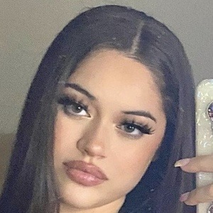 angeh, 22 (Звезда Тиктока)