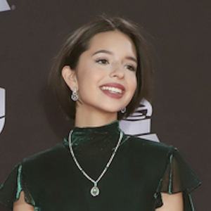Ángela Aguilar, 22 (Weltmusik-Sänger)