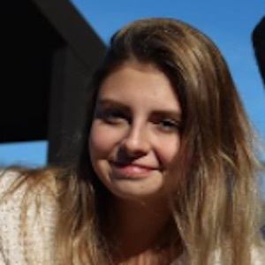 Angela Jones, 29 (YouTube Star)