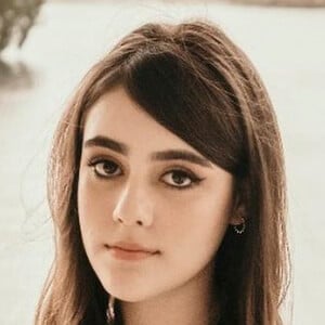 Angelarrochista, 19 (TikTok Star)