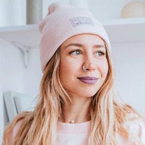 Angelika Ferrous, 35 (紋身藝術家)