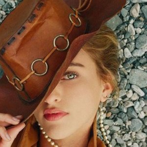 Angeline Appel image 6