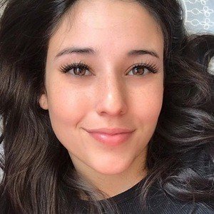 Angeline Varona, 32 (Modella)