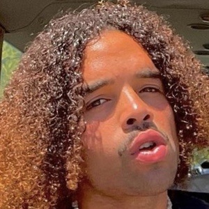 Angelo Sanders image 4