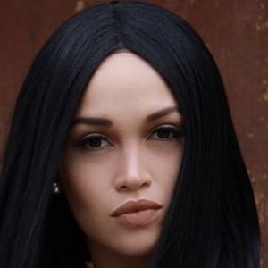 Angie Arizaga, 34 (模特)