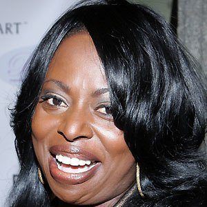 Angie Stone, 62 (靈魂歌手)