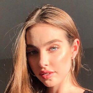 Anja Ellam, 32 (TV Actress)