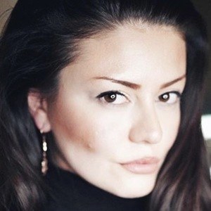Anjelika Kour, 35 (Entrepreneur)