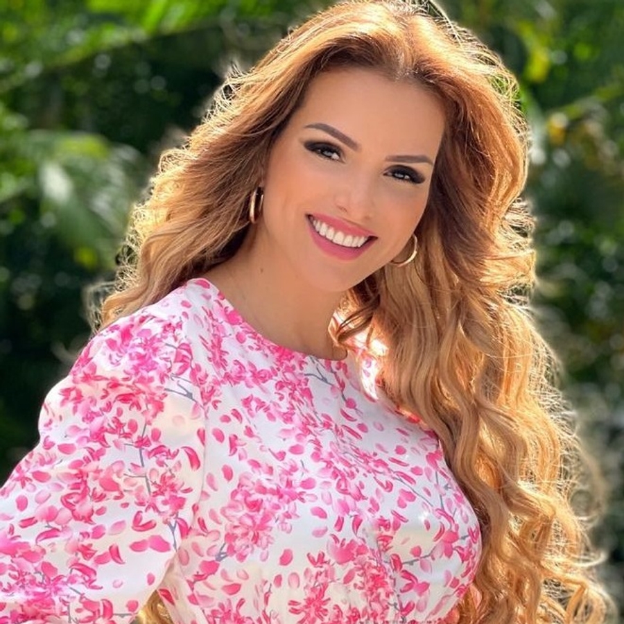 Anmarie Camacho, 39 (模特)