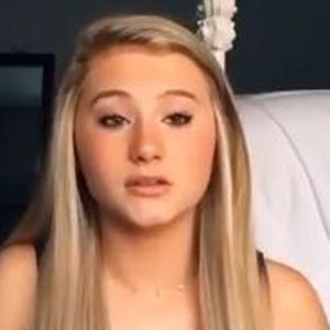 Anna Beth Shults, 22 (YouTube明星)