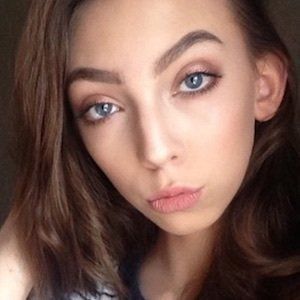 Anna Cantu, 24 (YouTube Star)