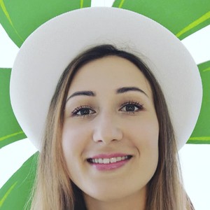 Anna Chi, 37 (YouTube明星)