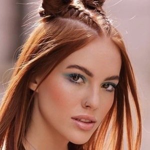 Anna Ciati, 24 (TikTok Star)