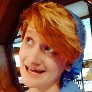 Anna Dale, 26 (YouTube Star)