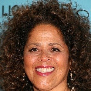 Anna Deavere Smith, 75 (舞台女演员)