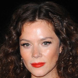 Anna Friel image 7