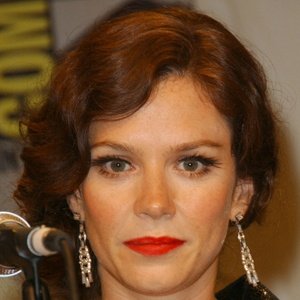 Anna Friel image 8