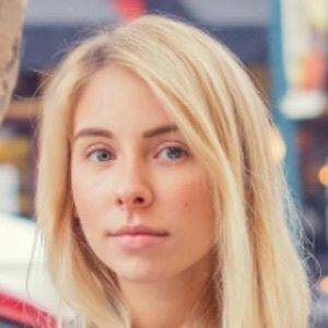 Anna Graceman, 26 (Cantor De Folk)