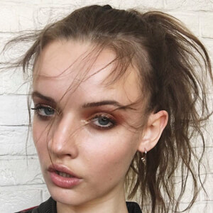 Anna Grostina, 27 (Instagram Star)