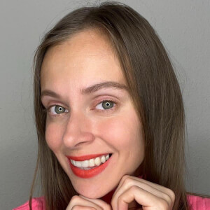 Anna Kova, 36 (YouTube Star)