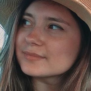 Anna la Ucraniana, 33 (YouTube明星)