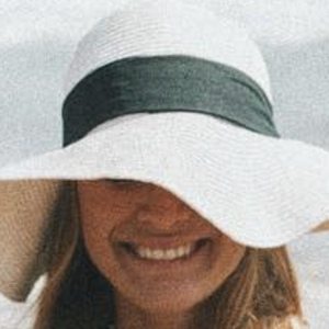 Anna Laura Wolff, 33 (Instagram Star)