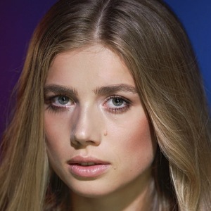 Anna Lena Strigl, 28 (TikTok Star)