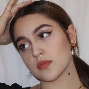 Anna Lenkovska, 23 (YouTube明星)