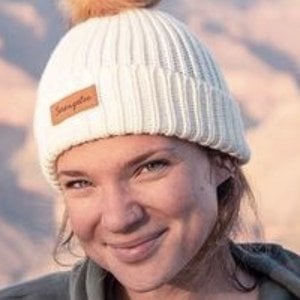 Anna McNaught, 34 (TikTok明星)