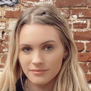 Anna Moran, 23 (TikTok Star)