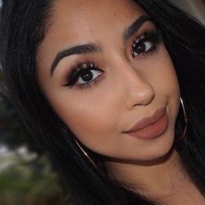 Anna Munoz, 33 (Instagram Star)