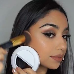 Anna Munoz, 33 (Instagram明星)