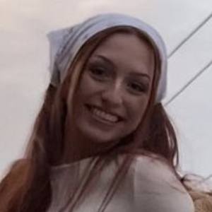 Anna Palo, 23 (TikTok Star)