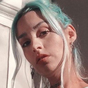 Anna Paula, 39 (Pop Singer)